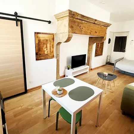 Apartment Chic Au Style Retro Moderne Saint-Genix-sur-Guiers