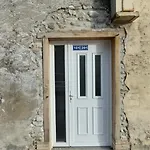 Apartman Le 101, Histoire Et Modernite *